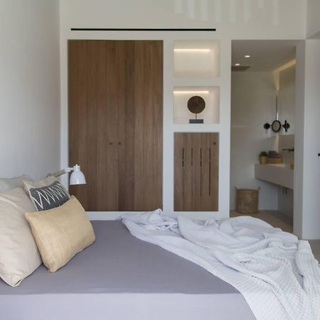 Hide Out Suites Mylopotas Ruang foto