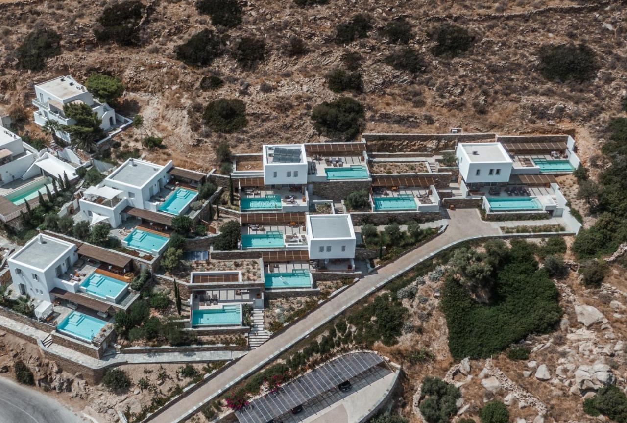 Hide Out Suites Mylopotas Bagian luar foto
