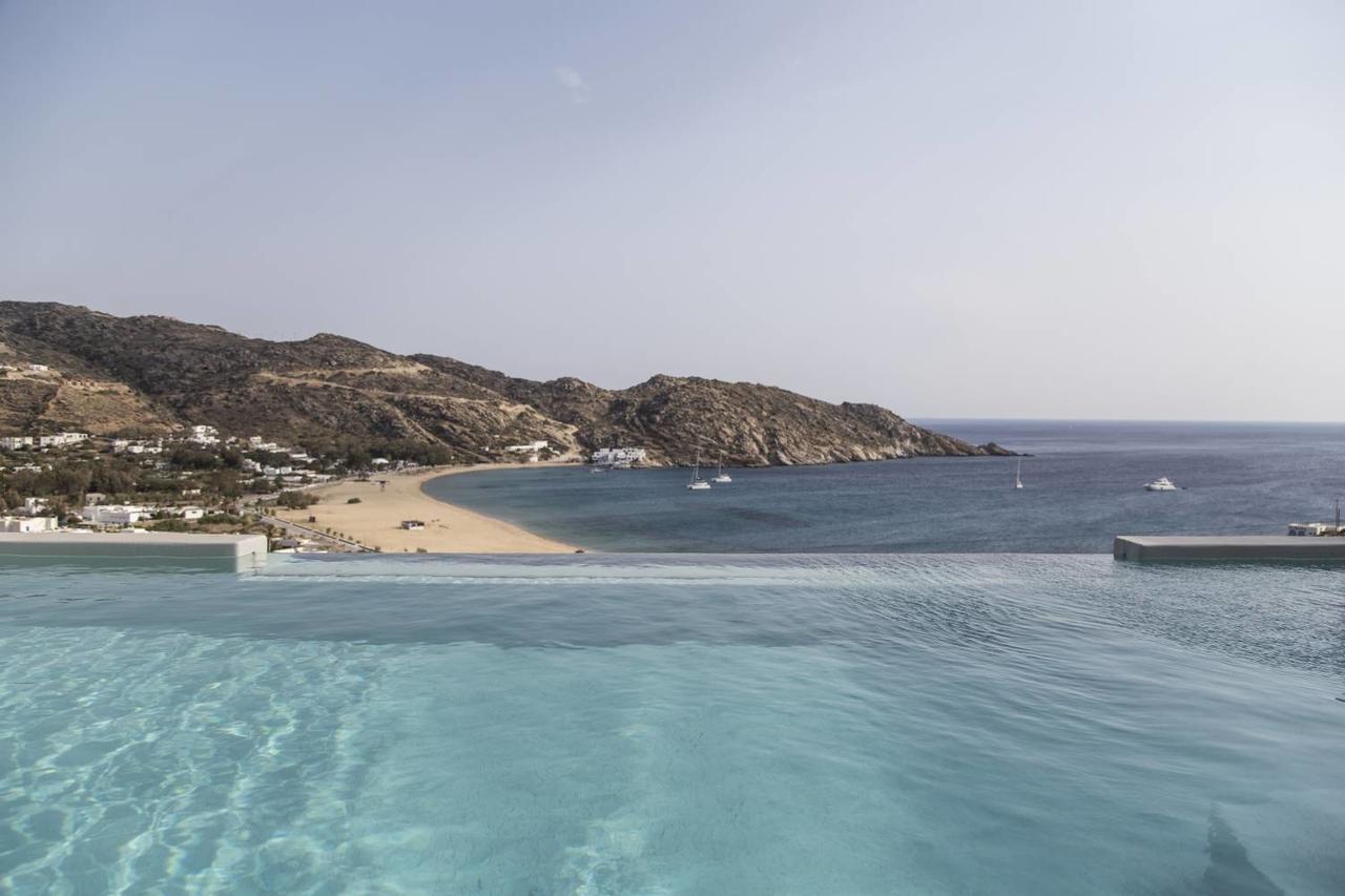 Hide Out Suites Mylopotas Bagian luar foto