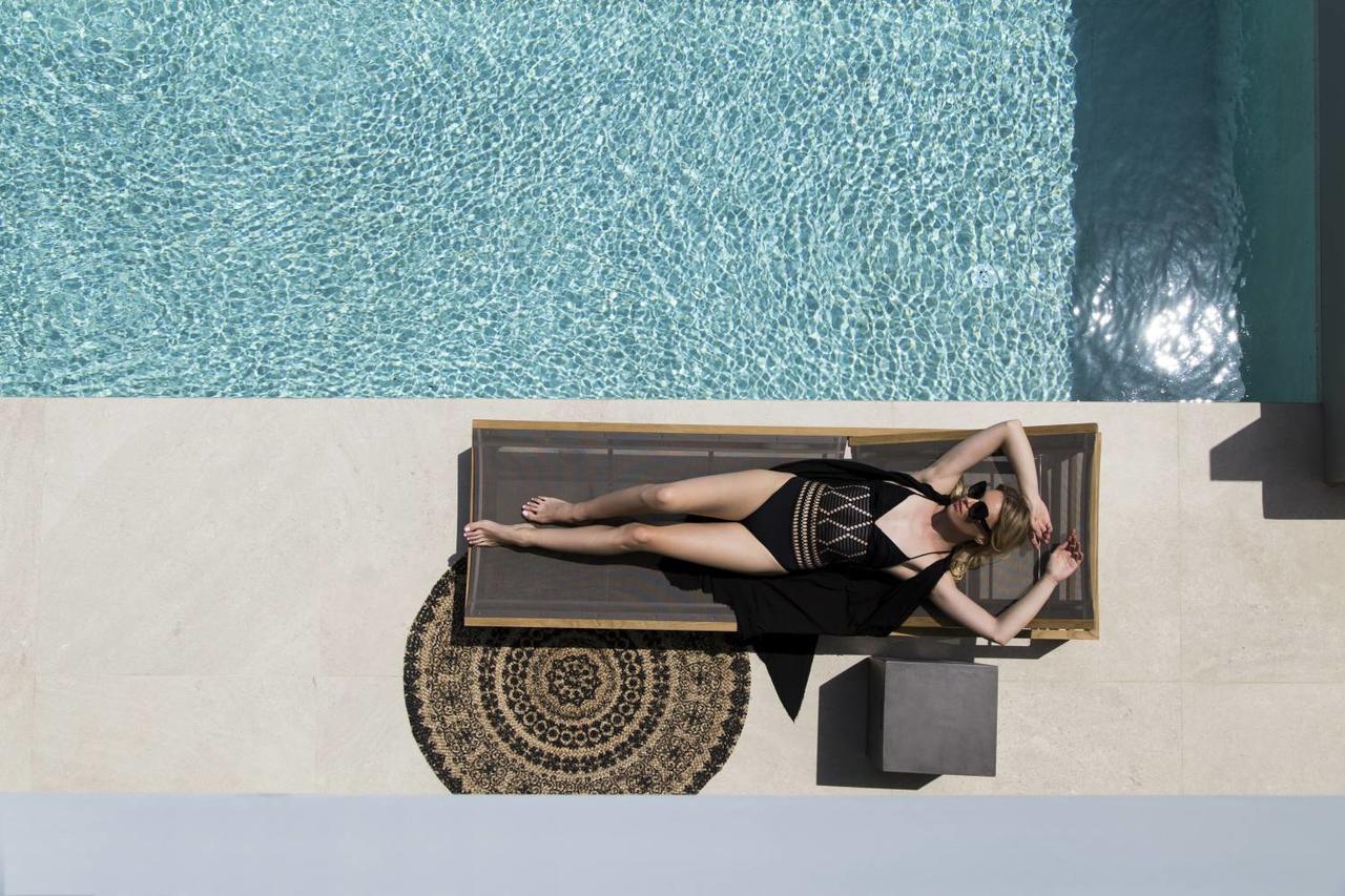 Hide Out Suites Mylopotas Bagian luar foto