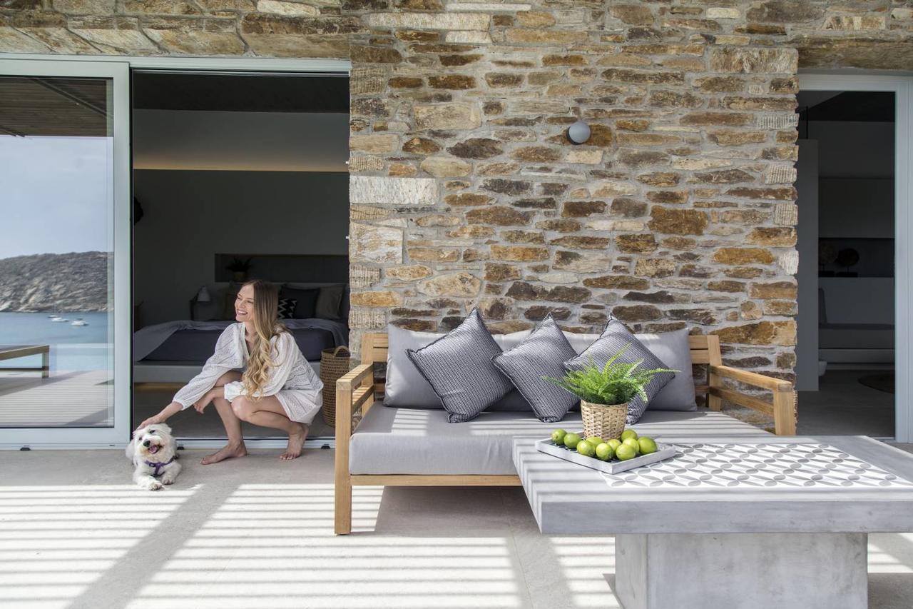 Hide Out Suites Mylopotas Bagian luar foto