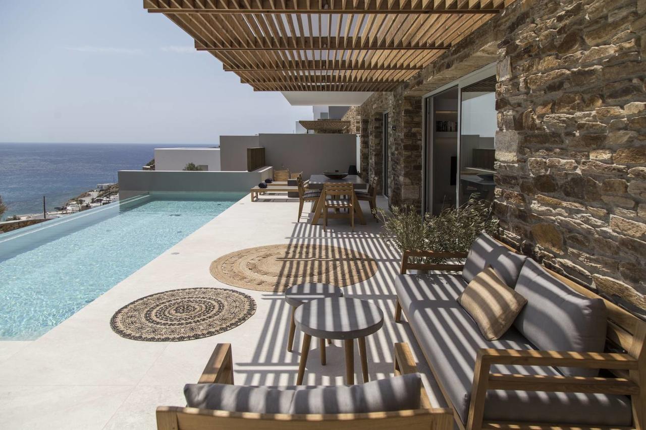 Hide Out Suites Mylopotas Bagian luar foto