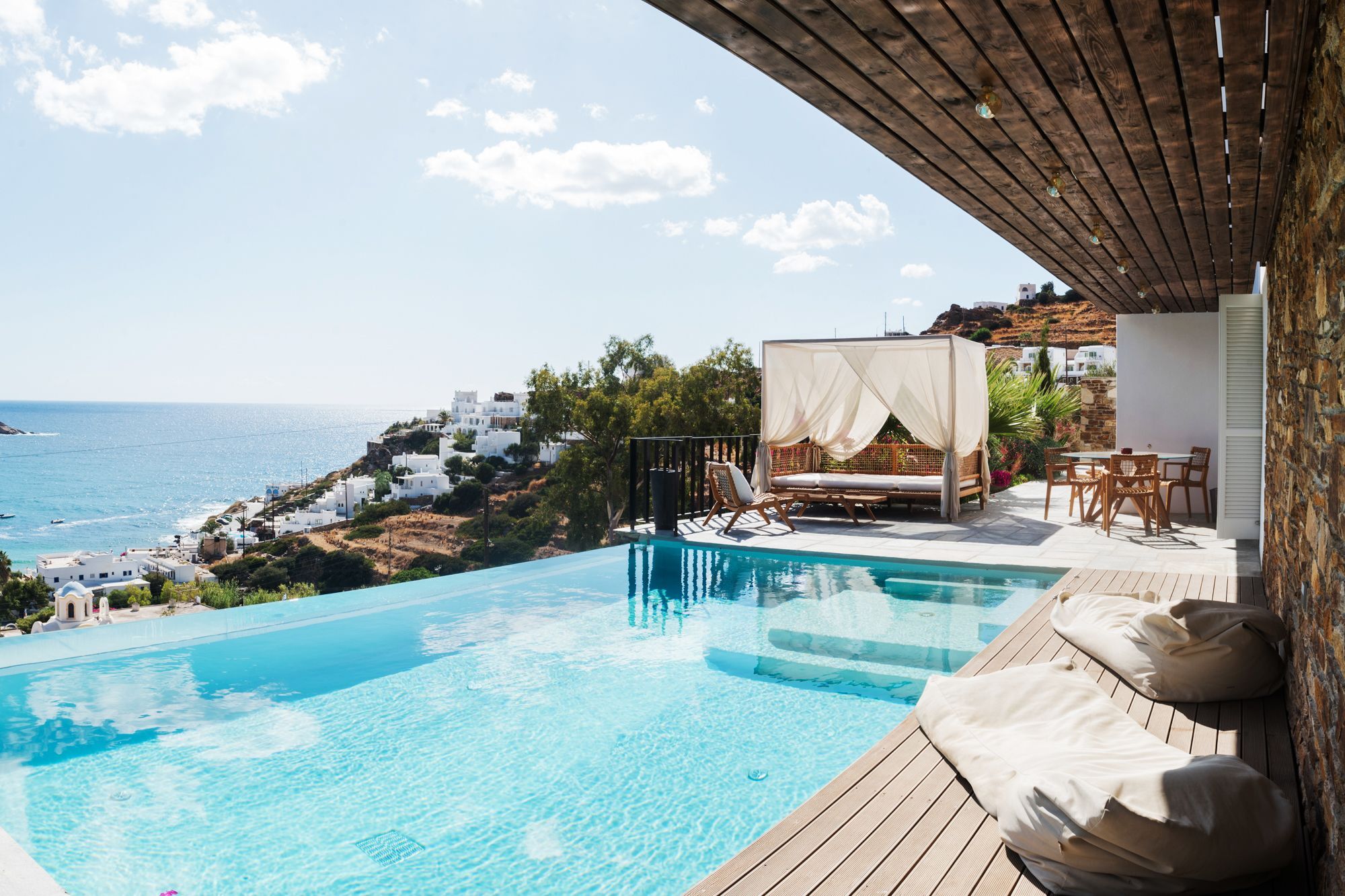 Hide Out Suites Mylopotas Bagian luar foto